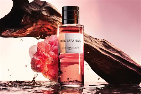 dior oud ispahan candle|Dior oud ispahan 250ml price.